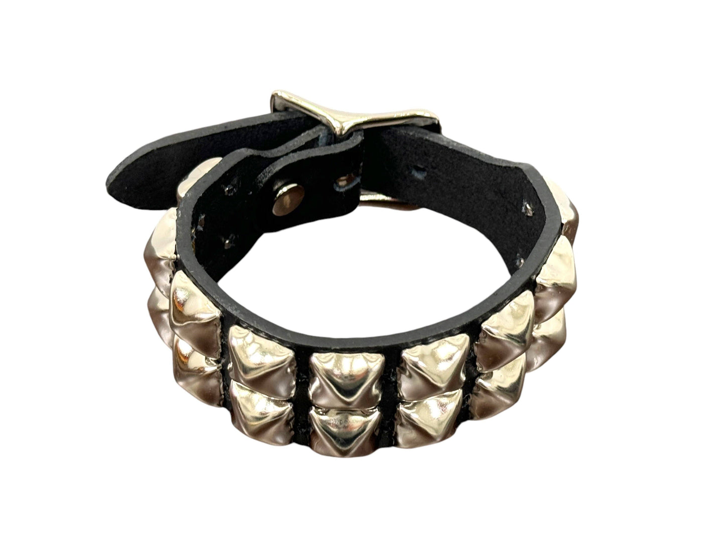 BC189 BUCKLE BRACELET WITH 2 ROW 1/2" PYRAMIDS