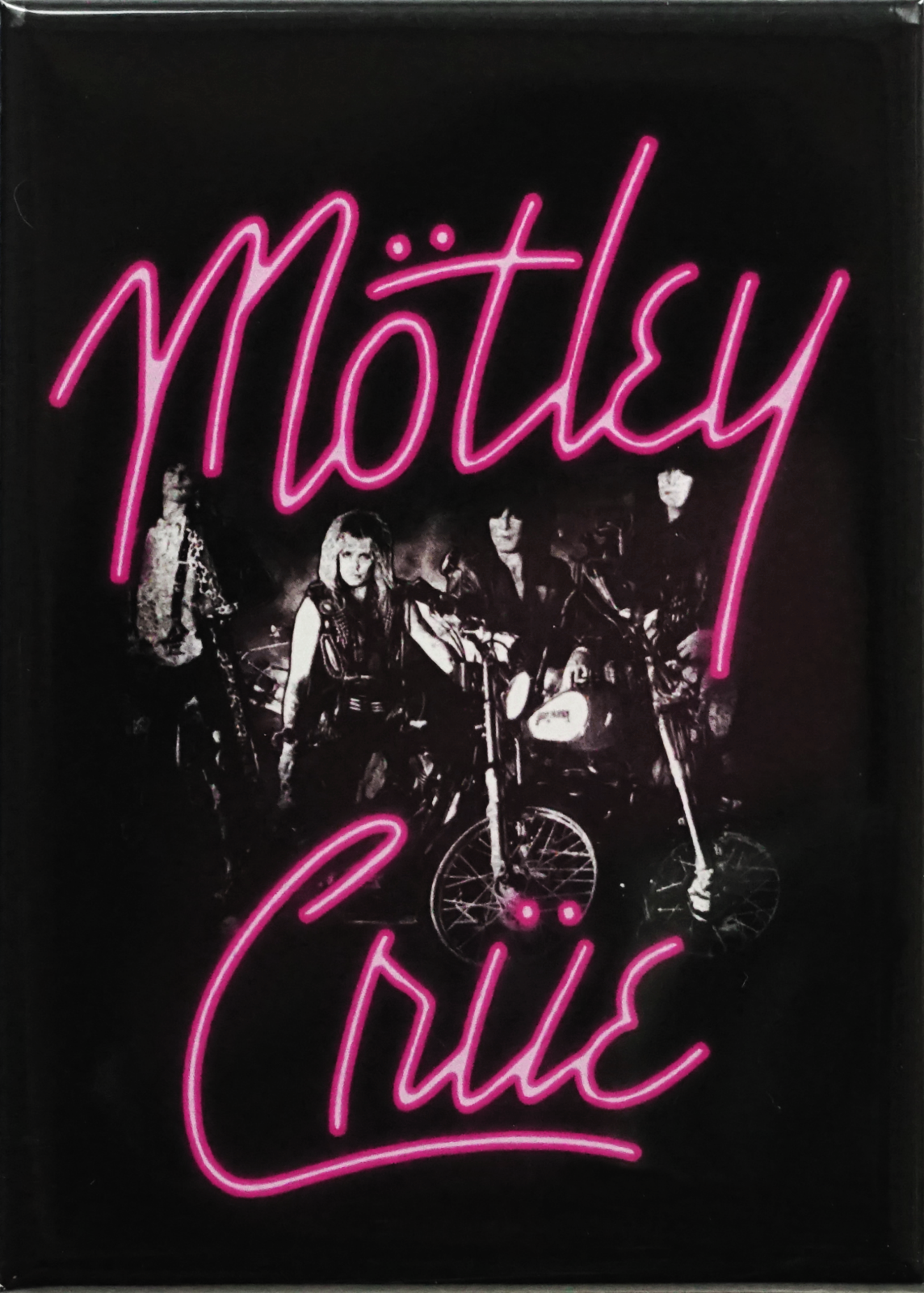Motley Crue - Group Shot With Pink Neon Logo Magnet