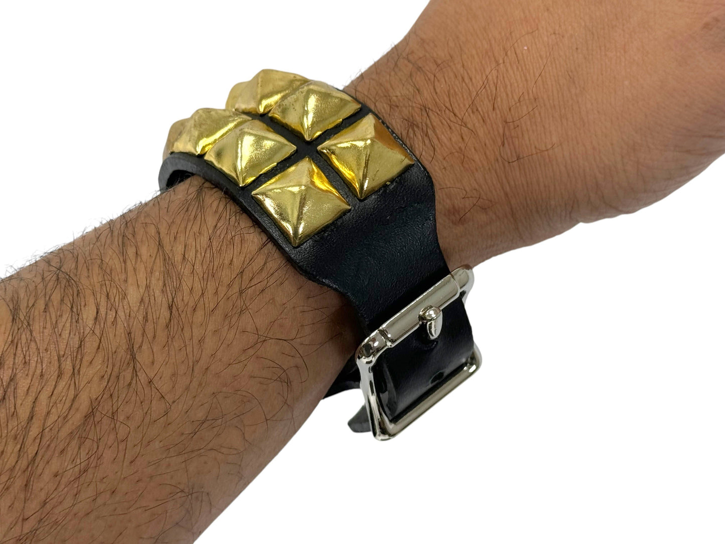 BC189 BUCKLE BRACELET WITH 2 ROW 1/2" PYRAMIDS