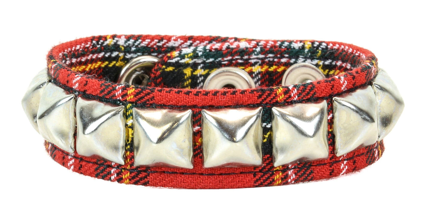 PLAID ONE ROW STUDDED BRACELET BC194PD