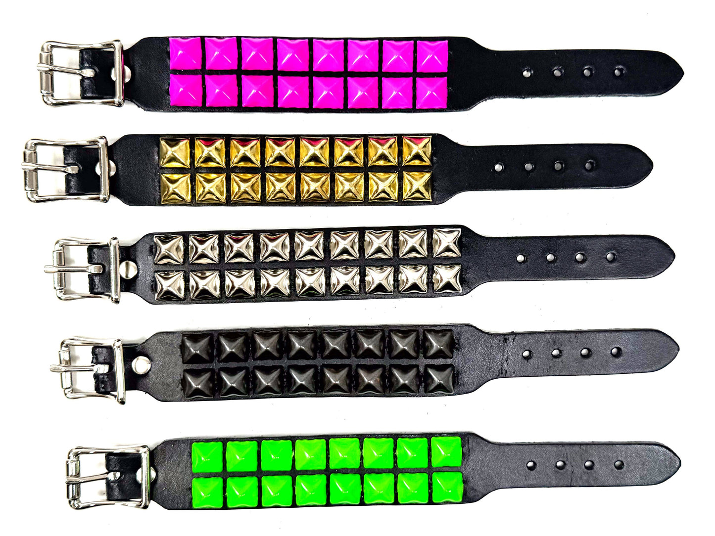 BC189 BUCKLE BRACELET WITH 2 ROW 1/2" PYRAMIDS