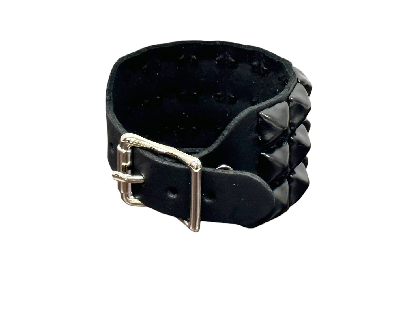 BUCKLE BRACELET WITH 3 ROW 1/2" PYRAMIDS