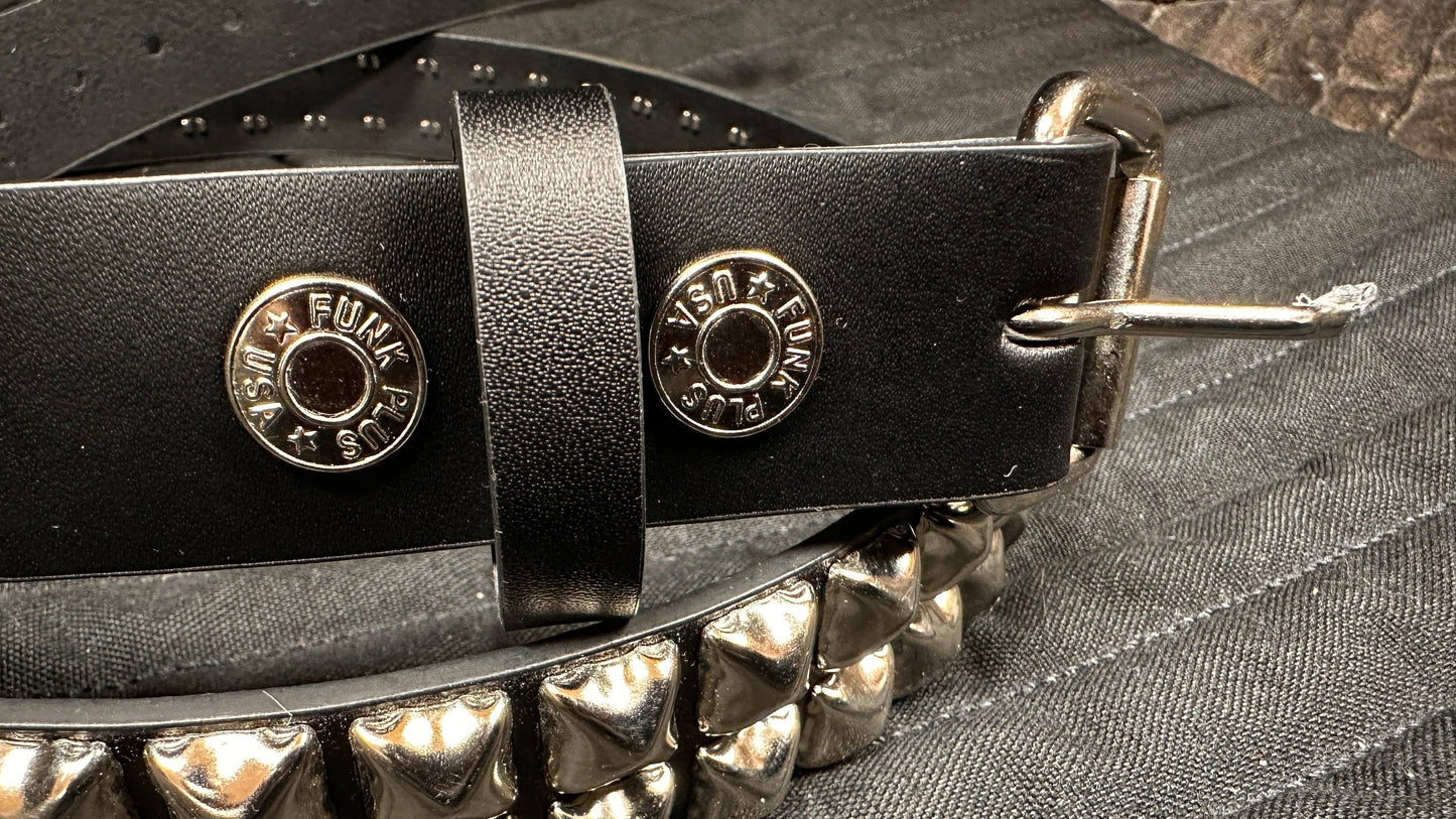 BT117 2 ROW 1/2' PYRAMID STUDS, 1 1/4" WIDE