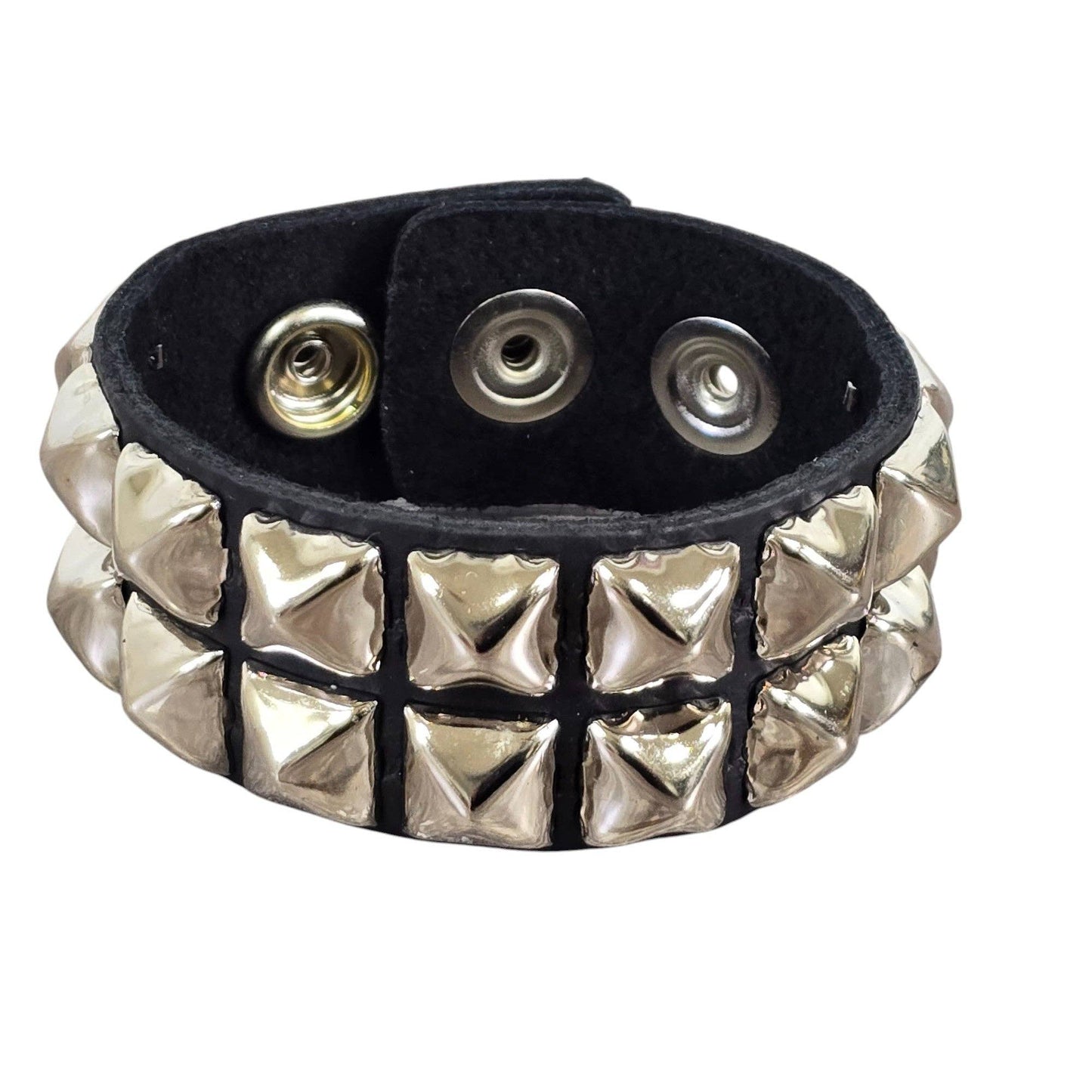PYRAMID STUDDED LEATHER  SNAP BRACELET