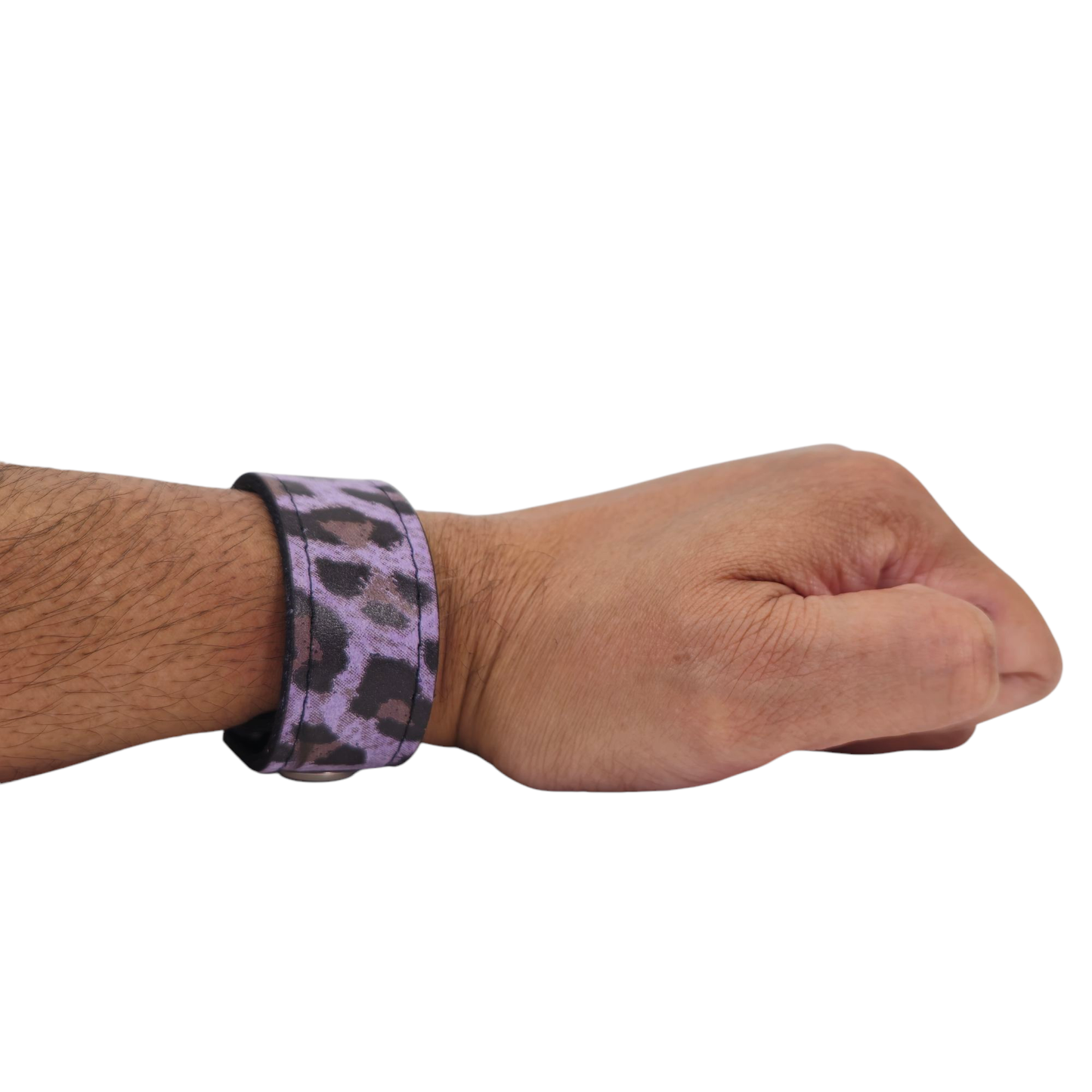 BC100CHEETAH GENUINE  LEATHER LEOPARD CUFF SNAPPED BRACELET